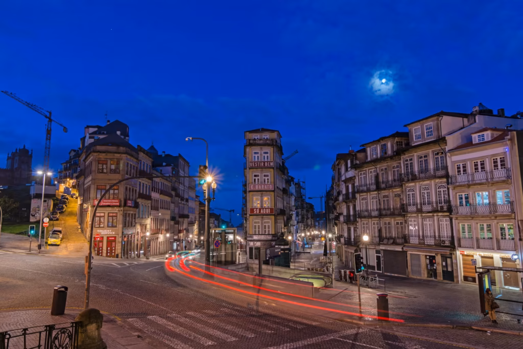 5 Paseos por las calles de Oporto: déjate encantar por la ciudad sin abrir la cartera