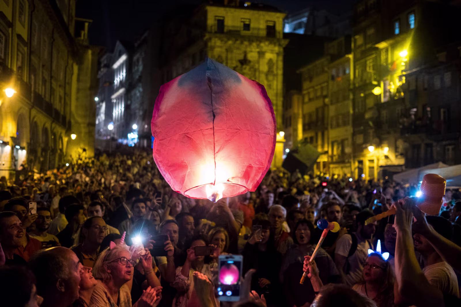 Exploring the Charm of the North: Discover the 10 Best Traditional Festivities, Pilgrimages, and Festivals in Porto and Outskirts!