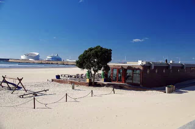 Beaches of Porto - Praias do Porto - Playas de Oporto - Praia Matosinhos Praia Internacional